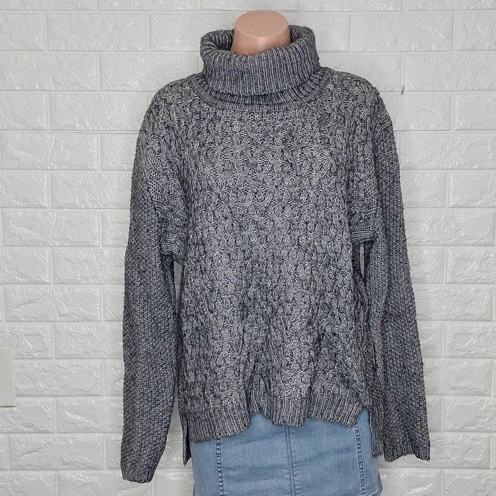 LAUREN HANSEN Knit Crochet Turtleneck Long Sleeve Sweater